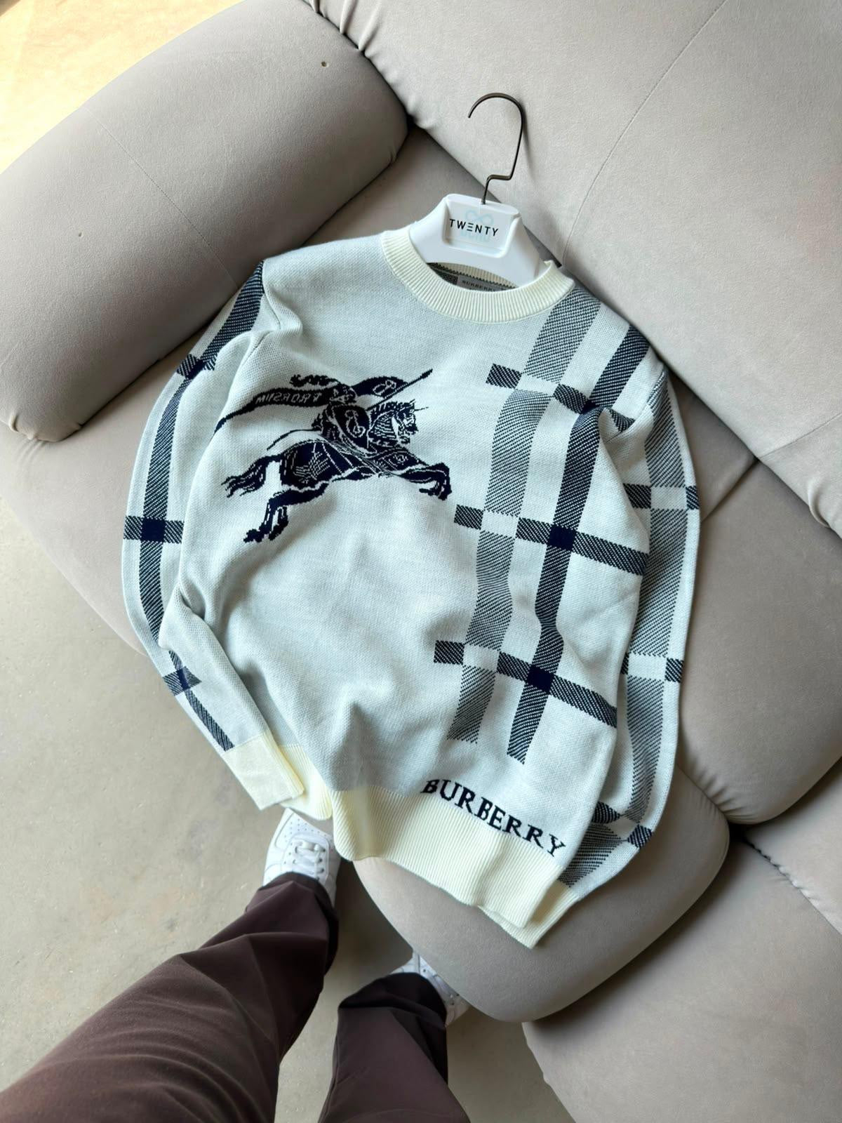 BURBERRY TRİKO KAZAK
